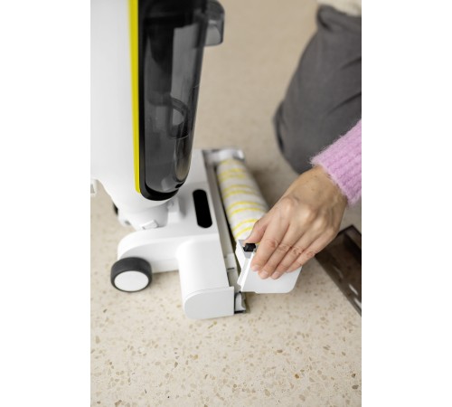 Акумуляторний миючий пилосос Karcher FCV 4 (1.056-131.0)