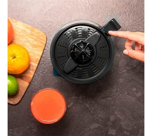 Соковижималка Cecotec EssentialVita Adjust Black CCTC-04148 (8435484041485) Соковижималка Cecotec EssentialVita Adjust Black CCTC-04148 (8435484041485)