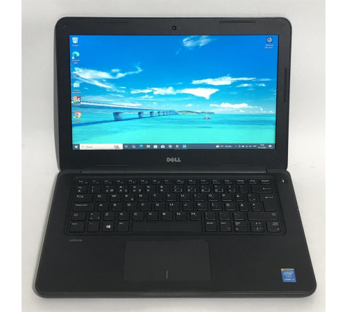 Ноутбук Dell Latitude 3380 / 13.3" (1366х768) / i3-6006U / 8GB / 128GB SSD / Win10Pro - Б/в