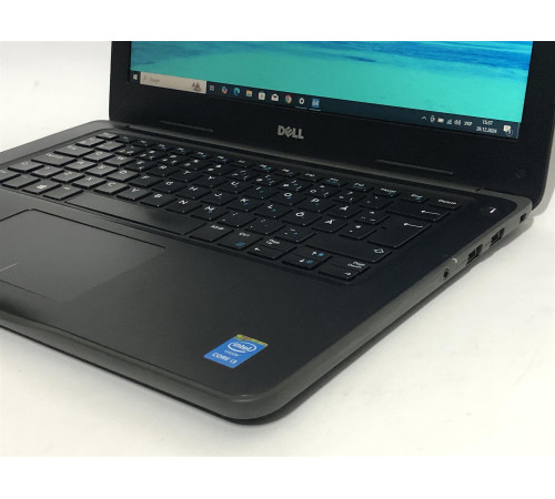Ноутбук Dell Latitude 3380 / 13.3" (1366х768) / i3-6006U / 8GB / 128GB SSD / Win10Pro - Б/в