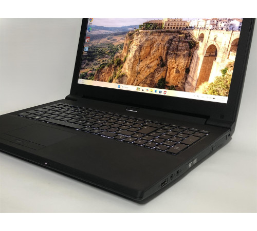 Ноутбук Clevo N350TW / 15.6" FullHD IPS / i7-8700T / 16GB / 128 GB + 750GB HDD / Win11Pro / Backlight / сканер відбитка - Б/в