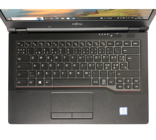 Ноутбук Fujitsu Lifebook E548 / 14" FullHD IPS / i3-7130U / 8GB / 256GB SSD / 4G/LTE / Win10Pro - Б/в