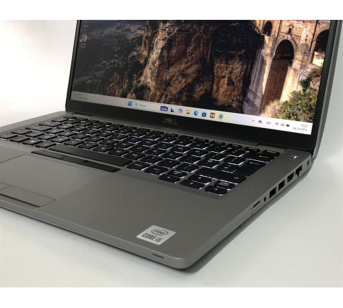 Ноутбук Dell Latitude 5411 / 14" (1366x768) / i5-10400H / 8GB / 256GB SSD / Win11Pro / Backlight - Б/в