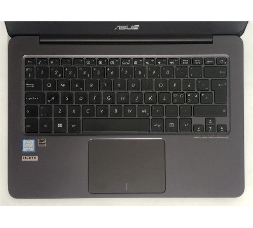 Ноутбук Asus ZenBook UX305C / 13.3" FullHD IPS / M3-6Y30 / 8GB / 128GB SSD / Win10 - Б/в