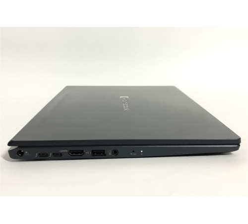 Ноутбук Toshiba Dynabook Tecra A40-K / 14" FullHD IPS / i5-1240P / 16GB / 256GB SSD / Wind11Pro / Backlight / сканер відбитка - Б/в