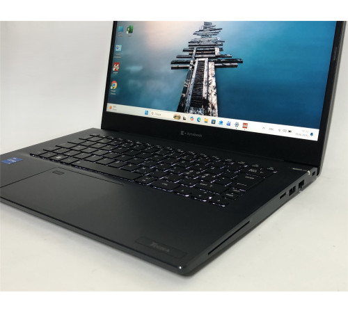 Ноутбук Toshiba Dynabook Tecra A40-K / 14" FullHD IPS / i5-1240P / 16GB / 256GB SSD / Wind11Pro / Backlight / сканер відбитка - Б/в