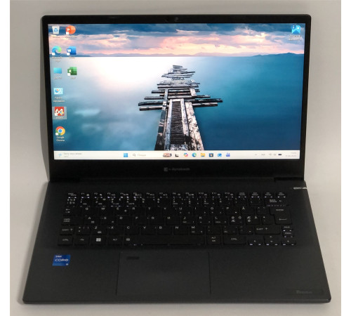 Ноутбук Toshiba Dynabook Tecra A40-K / 14" FullHD IPS / i5-1240P / 16GB / 256GB SSD / Wind11Pro / Backlight / сканер відбитка - Б/в