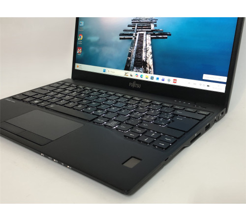 Ноутбук Fujitsu LifeBook U939 / 13.3" FullHD IPS / i5-8265U / 16GB / 256GB SSD / 4G/LTE / Win11Pro / Backlight / сканер відбитка - Б/в