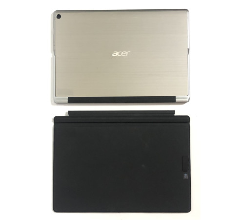 Ноутбук Acer Switch Alpha 12 SA5-271P / 12" (2160x1440) IPS Touch / i5-6200U / 8GB / 256GB SSD / Win10 / Backlight - Б/в