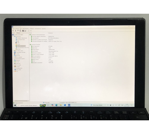 Ноутбук Acer Switch Alpha 12 SA5-271P / 12" (2160x1440) IPS Touch / i5-6200U / 8GB / 256GB SSD / Win10 / Backlight - Б/в