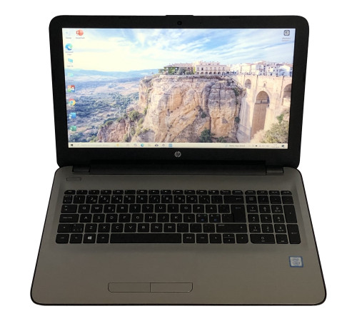 Ноутбук HP 15-ay182no / 15.6" FullHD / i3-7100U / 6GB / 128GB SSD / Win10 - Б/в