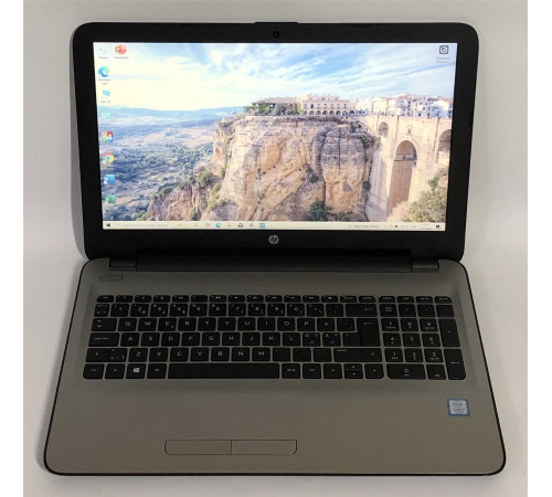 Ноутбук HP 15-ay182no / 15.6" FullHD / i3-7100U / 6GB / 128GB SSD / Win10 - Б/в