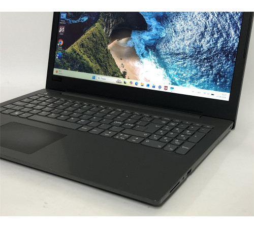 Ноутбук Lenovo V130-15IGM / 15.6" FullHD / Pentium Silver N5000 / 8GB / 256GB SSD / Win11 - Б/в