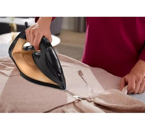 Праска Philips DST7040/80