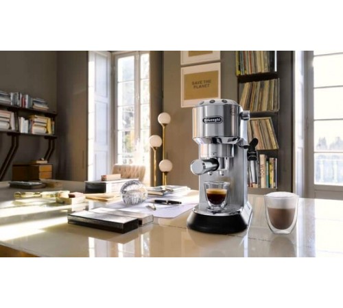Кавоварка рожкова Delonghi EC 685 M Dedica
