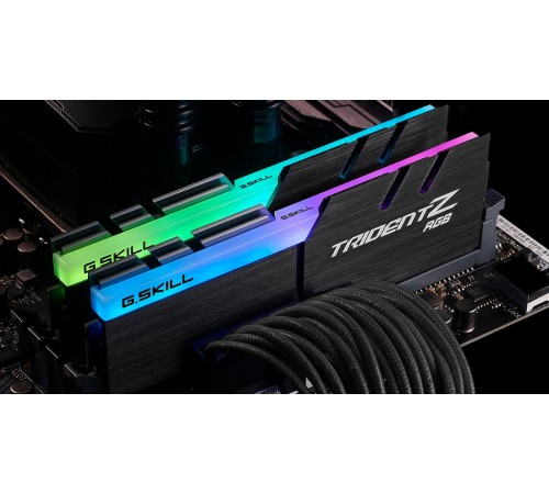 Модуль пам`ятi DDR4 2x8GB/3600 G.Skill Trident Z RGB (F4-3600C18D-16GTZR)