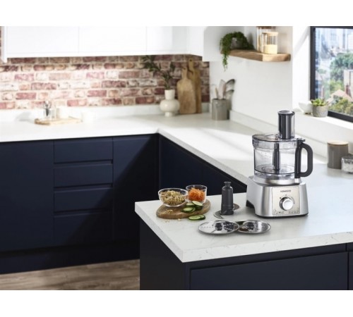 Кухонний комбайн Kenwood MultiPro Express FDP 65.820SI
