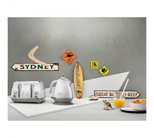 Електрочайник Delonghi KBOC 2001.W