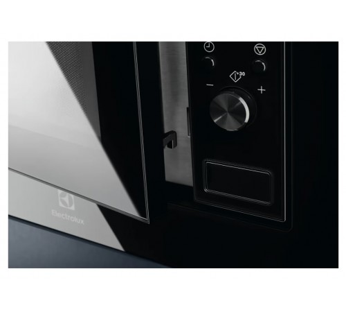 Вбудована мікрохвильова піч Electrolux LMS2203EMX