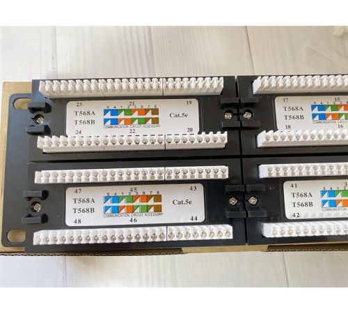 Патч-панель ATcom P5148 19" 48хRJ-45 UTP 2U cat.5е Патч-панель ATcom P5148 19" 48хRJ-45 UTP 2U cat.5е