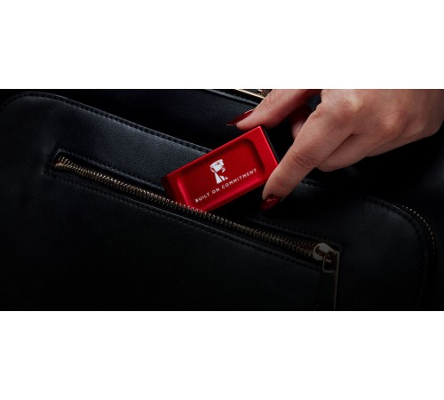 Накопичувач зовнішній SSD Portable USB 1.0ТB Kingston SXS1000 BoC Red (SXS1000R/1000GA)