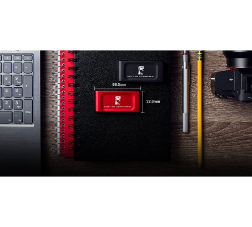 Накопичувач зовнішній SSD Portable USB 2.0ТB Kingston SXS1000 BoC Red (SXS1000R/2000GA)