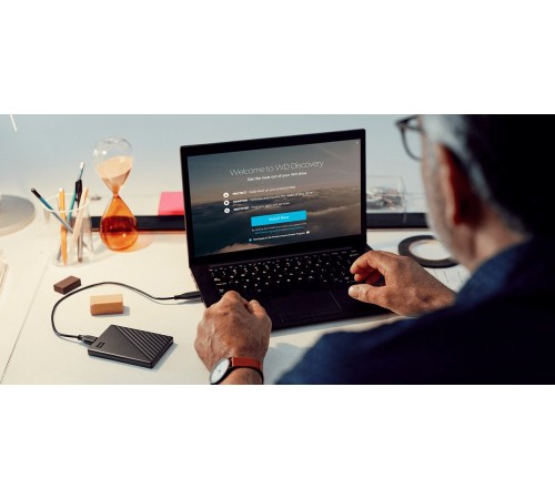 Зовнішній жорсткий диск 2.5" USB 4.0TB WD My Passport Black (WDBPKJ0040BBK-WESN)_Bulk