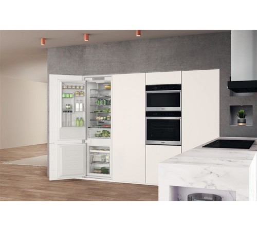 Вбудований холодильник Whirlpool WHC20 T352