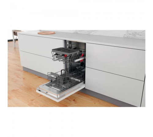 Вбудована посудомийна машина Whirlpool WSIC 3M27 C