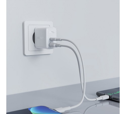 МЗП Acefast A5 PD32W+QC3.0 (1USB-A/1C) White