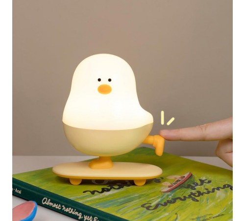 Нічник L63 Chicken on a Skateboard White / Yellow Нічник L63 Chicken on a Skateboard White / Yellow