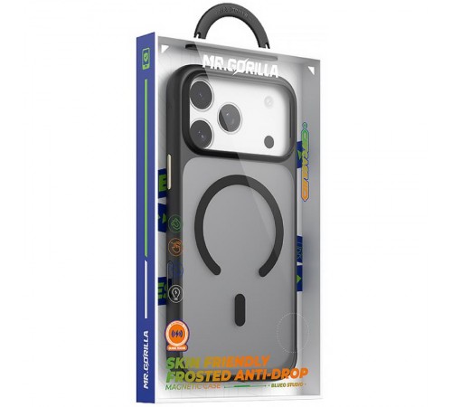 TPU+PC чохол Blueo Skin Friendly Frosted with MagSafe для Apple iPhone 17 Pro (6.3") Чорний TPU+PC чохол Blueo Skin Friendly Frosted with MagSafe для Apple iPhone 17 Pro (6.3") Чорний